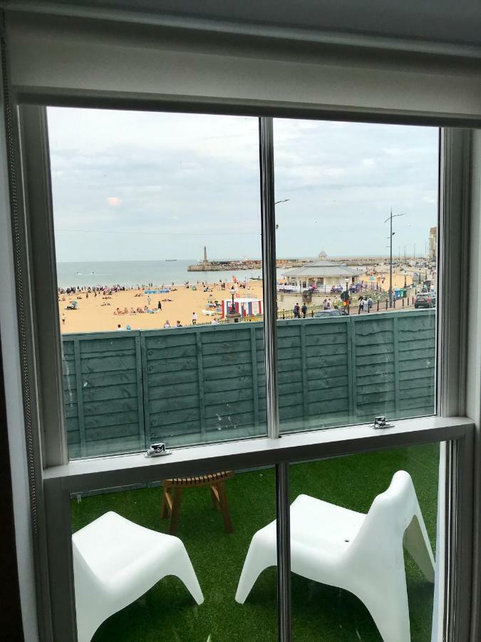 The Dreamland Apartment - Margate Beach - By Goldex Coastal Breaks Exterior foto